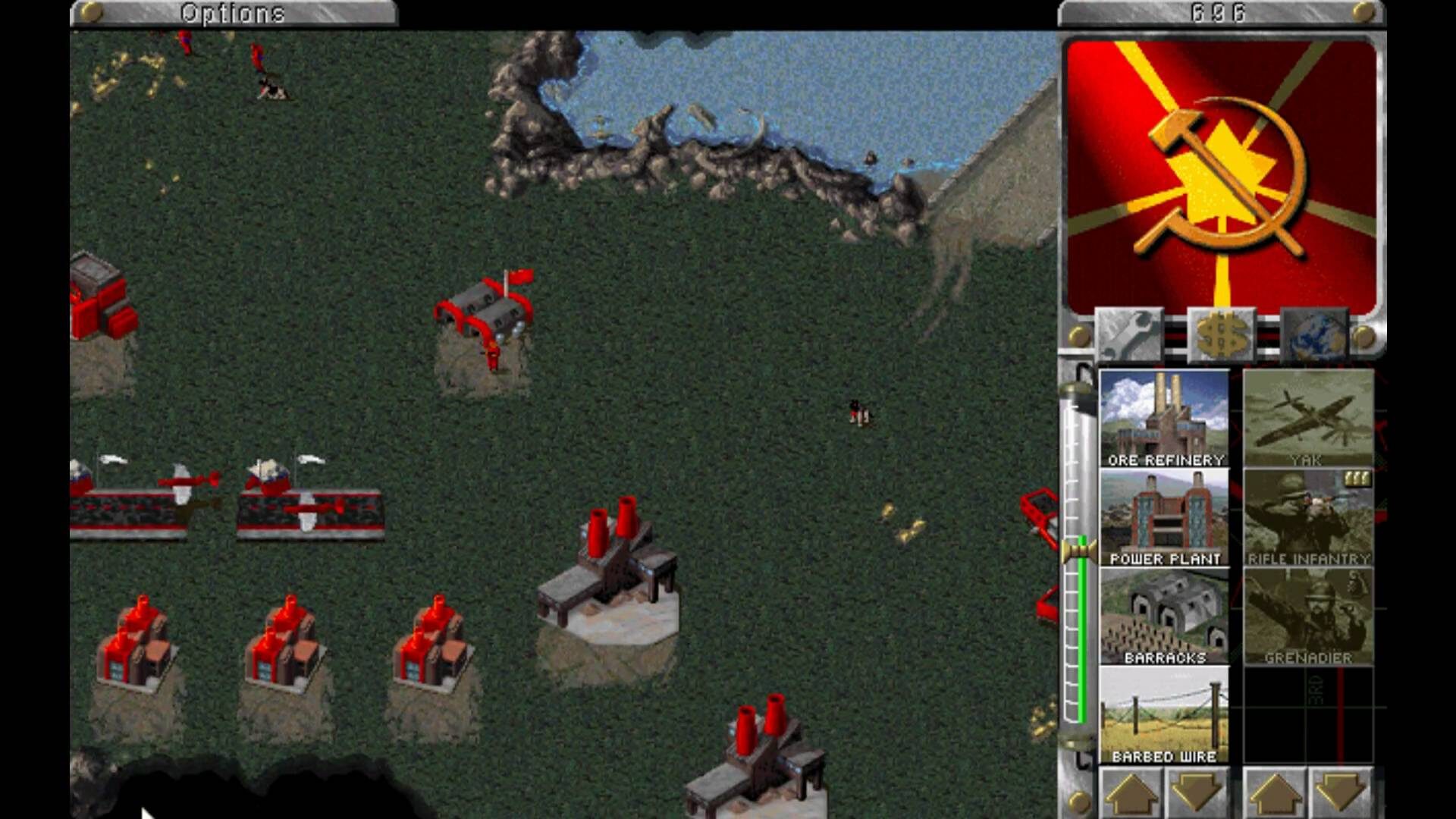 Игры ред стар. Игра Red Alert 1. Command and Conquer 1996. Red Alert Sony PLAYSTATION 1. Стратегия Red Alert 1.