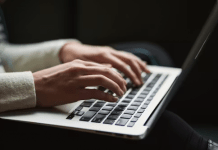 How to Evaluate AI-Assisted Content Without Rejecting Useful Drafts